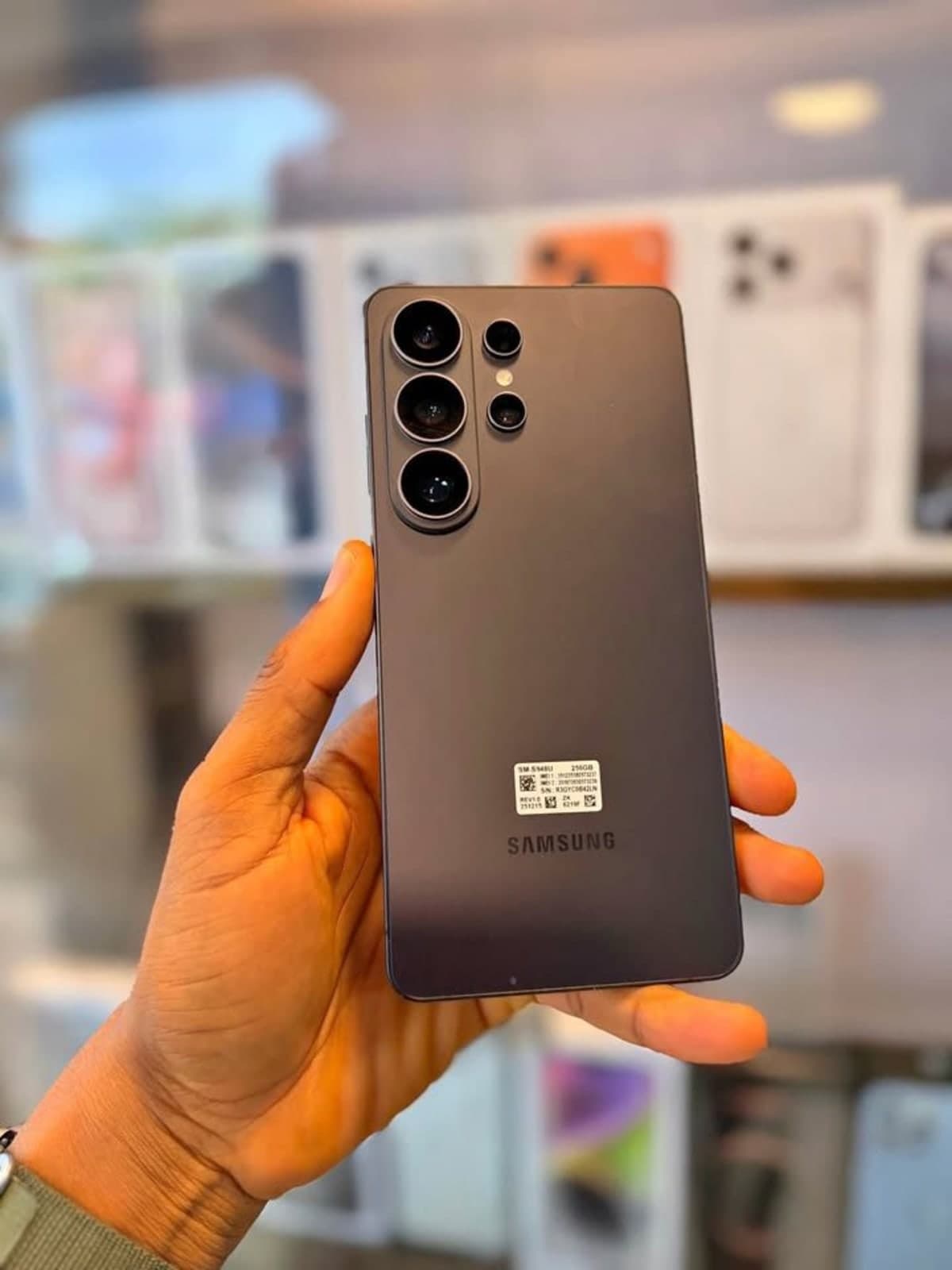 Samsung Galaxy S26 Ultra - Image 1