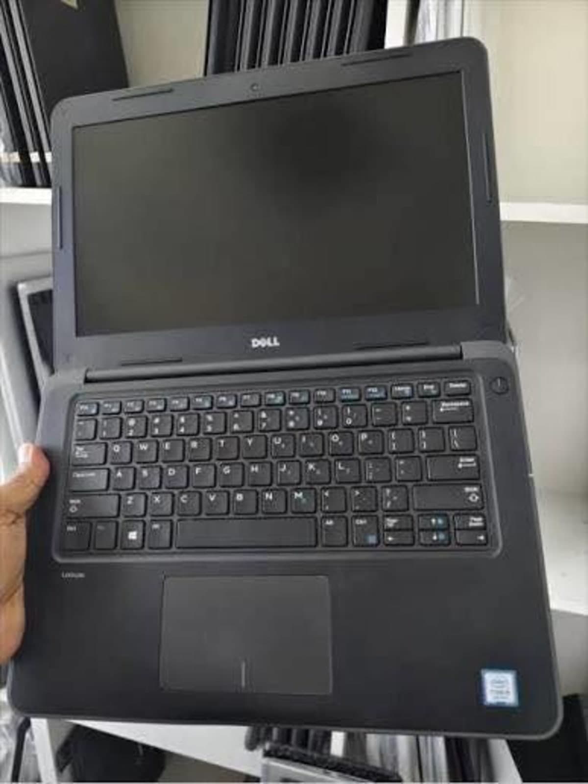 Brand Dell 3380 - Image 1